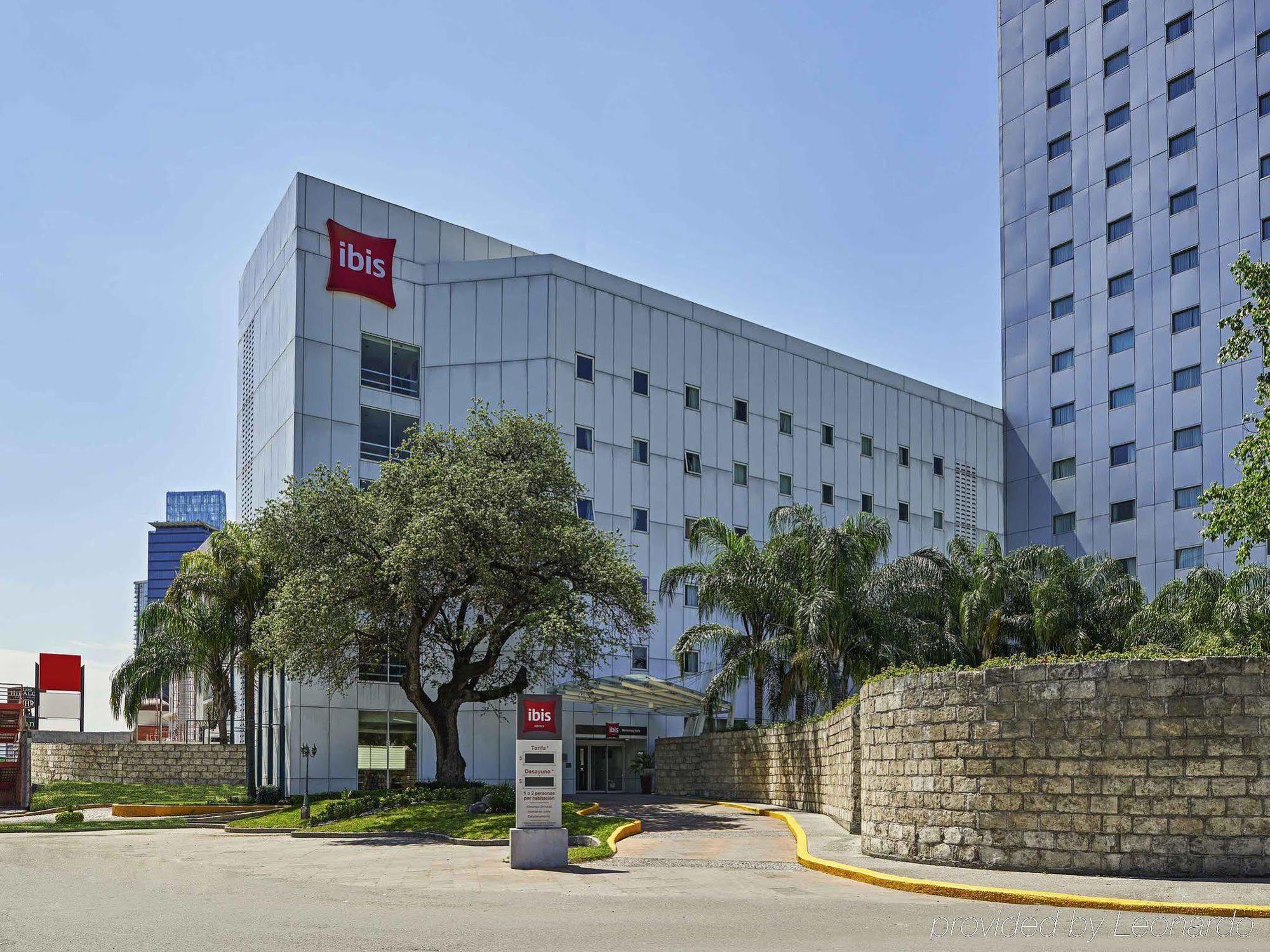 Ibis Monterrey Valle San Pedro Garza Garcia Exteriör bild