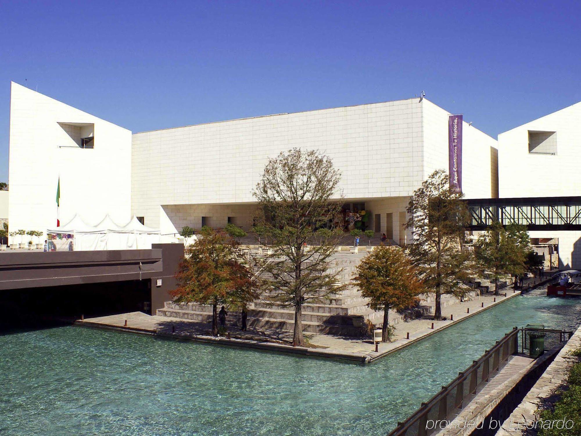 Ibis Monterrey Valle San Pedro Garza Garcia Exteriör bild